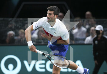 2021-11-02 - Novak Djokovic of Serbia during day 2 of the Rolex Paris Masters 2021, an ATP Masters 1000 tennis tournament on November 2, 2021 at Accor Arena in Paris, France - ROLEX PARIS MASTERS 2021, AN ATP MASTERS 1000 TENNIS TOURNAMENT - INTERNATIONALS - TENNIS