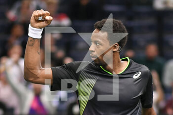 2021-11-02 - Gael Monfils of France celebrates during the Rolex Paris Masters 2021, ATP Masters 1000 tennis tournament, on November 2, 2021 at Accor Arena in Paris, France - ROLEX PARIS MASTERS 2021, ATP MASTERS 1000 TENNIS TOURNAMENT - INTERNATIONALS - TENNIS
