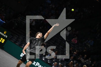 2021-11-03 - Alexander "Sascha" Zverev of Germany during the Rolex Paris Masters 2021, ATP Masters 1000 tennis tournament, on November 3, 2021 at Accor Arena in Paris, France - ROLEX PARIS MASTERS 2021, ATP MASTERS 1000 TENNIS TOURNAMENT - INTERNATIONALS - TENNIS