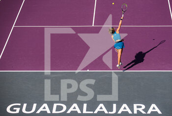 2021-11-13 - Paula Badosa of Spain in action against Maria Sakkari of Greece during the second round robin match at the 2021 Akron WTA Finals Guadalajara, Masters WTA tennis tournament on November 13, 2021 in Guadalajara, Mexico - 2021 AKRON WTA FINALS GUADALAJARA, MASTERS WTA TENNIS TOURNAMENT - INTERNATIONALS - TENNIS