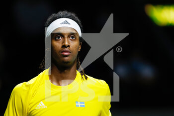 2021-11-27 - Mikael Ymer of Sweden during the Davis Cup 2021, Group B tennis match between Kazakhstan and Sweden on November 27, 2021 at Madrid Arena in Madrid, Spain - DAVIS CUP 2021, GROUP B - KAZAKHSTAN VS SWEDEN - INTERNATIONALS - TENNIS