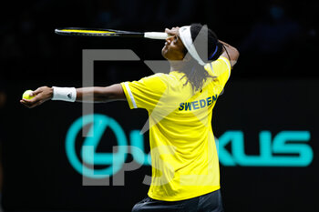 2021-12-02 - Mikael Ymer of Sweden during the Davis Cup 2021, Quarter Final, tennis match between Russia and Sweden on December 2, 2021 at Madrid Arena in Madrid, Spain - DAVIS CUP 2021, QUARTER FINAL, RUSSIA VS SWEDEN - INTERNATIONALS - TENNIS
