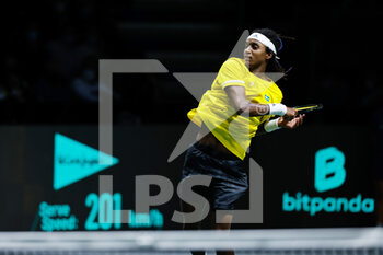 2021-12-02 - Mikael Ymer of Sweden during the Davis Cup 2021, Quarter Final, tennis match between Russia and Sweden on December 2, 2021 at Madrid Arena in Madrid, Spain - DAVIS CUP 2021, QUARTER FINAL, RUSSIA VS SWEDEN - INTERNATIONALS - TENNIS