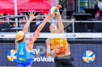 2021-07-31 - FIVB Beach Volleyball World Tour 1 Star Ljubljana; attacco di Patrikas Stankevičius (LTU) - BEACH VOLLEY WORLD TOUR 2021 - BEACH VOLLEY - VOLLEYBALL