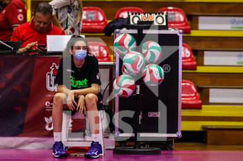 2021-09-30 - Official balls of competition during the Trofeo Mimmo Fusco 2021 volleyball match between UYBA Unet E-Work Busto Arsizio and VBC Casalmaggiore at E-Work Arena, Busto Arsizio, Italy on September 30, 2021 - TROFEO MIMMO FUSCO 2021 - EVENTS - VOLLEYBALL