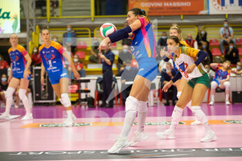 2021-10-09 - ALESSIA GENNARI (Vero Volley Monza) - UNET E-WORK BUSTO ARSIZIO VS VERO VOLLEY MONZA - SERIE A1 WOMEN - VOLLEYBALL