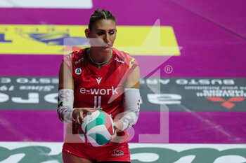 2021-10-20 - Camilla Mingardi #11 of UYBA Unet E-Work Busto Arsizio in action during the Volley Serie A women 2021/22 match between Unet E-Work Busto Arsizio vs Bartoccini-Fortinfissi Perugia at E-Work Arena on October 20, 2021 in Busto Arsizio, Italy - UNET E-WORK BUSTO ARSIZIO VS BARTOCCINI FORTINFISSI PERUGIA - SERIE A1 WOMEN - VOLLEYBALL