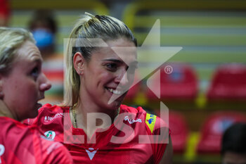 2021-10-20 - Jovana Stevanovic #15 of UYBA Unet E-Work Busto Arsizio smiling at the end of the match during the Volley Serie A women 2021/22 match between Unet E-Work Busto Arsizio vs Bartoccini-Fortinfissi Perugia at E-Work Arena on October 20, 2021 in Busto Arsizio, Italy - UNET E-WORK BUSTO ARSIZIO VS BARTOCCINI FORTINFISSI PERUGIA - SERIE A1 WOMEN - VOLLEYBALL