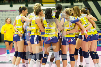 2021-10-30 - Imoco Conegliano players  happyness after scoring a match point - VERO VOLLEY MONZA VS IMOCO VOLLEY CONEGLIANO - SERIE A1 WOMEN - VOLLEYBALL