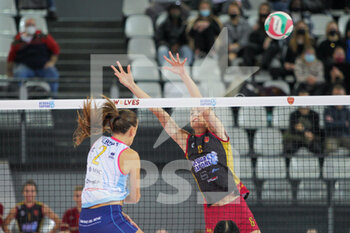 2021-12-05 - Agnese Cecconello (Roma Volley) - ACQUA&SAPONE ROMA VOLLEY CLUB VS SAVINO DEL BENE SCANDICCI - SERIE A1 WOMEN - VOLLEYBALL