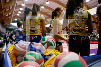 2021-11-10 - Team Imoco Volley during the Volleyball Italian Serie A1 Women match between Reale Mutua Fenera Chieri vs Imoco Volley Conegliano at PalaFenera, Chieri/Torino on November 10, 2021. Photo Nderim Kaceli - REALE MUTUA FENERA CHIERI VS IMOCO VOLLEY CONEGLIANO - SERIE A1 WOMEN - VOLLEYBALL