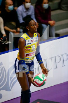 2021-11-10 - Paola Ogechi Egonu of Imoco Volley during the Volleyball Italian Serie A1 Women match between Reale Mutua Fenera Chieri vs Imoco Volley Conegliano at PalaFenera, Chieri/Torino on November 10, 2021. Photo Nderim Kaceli - REALE MUTUA FENERA CHIERI VS IMOCO VOLLEY CONEGLIANO - SERIE A1 WOMEN - VOLLEYBALL