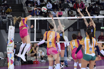 2021-11-14 - Anna Davyskiba of Vero Volley Monza  in action during the Women's Volleyball Championship Series A1 match between Acqua & Sapone Volley Roma and Vero Volley Monza at PalaEur, 14th November, 2021 in Rome, Italy.  - ACQUA&SAPONE ROMA VOLLEY CLUB VS VERO VOLLEY MONZA - SERIE A1 WOMEN - VOLLEYBALL