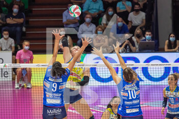 2021-10-02 - Spike of Kathryn Plummer (Imoco Volley Conegliano) - IMOCO VOLLEY CONEGLIANO VS IGOR GORGONZOLA NOVARA - WOMEN SUPERCOPPA - VOLLEYBALL