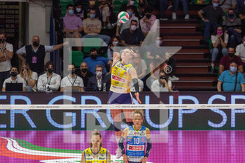 2021-10-02 - Service of Kathryn Plummer (Imoco Volley Conegliano) - IMOCO VOLLEY CONEGLIANO VS IGOR GORGONZOLA NOVARA - WOMEN SUPERCOPPA - VOLLEYBALL