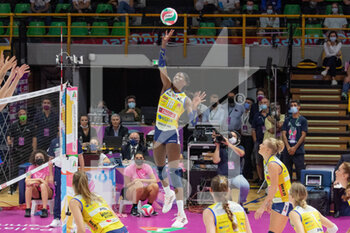 2021-10-02 - Spike of Paola Egonu (Imoco Volley Conegliano) - IMOCO VOLLEY CONEGLIANO VS IGOR GORGONZOLA NOVARA - WOMEN SUPERCOPPA - VOLLEYBALL