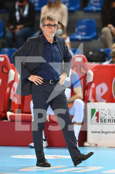 2021-10-23 - Massimo Eccheli (Coach of Vero Volley Monza) - SEMIFINALE - CUCINE LUBE CIVITANOVA VS VERO VOLLEY MONZA - SUPERCOPPA - VOLLEYBALL