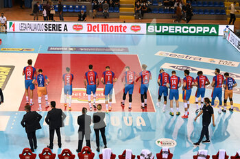 2021-10-24 - The Vero Volley Monza players take to the field - FINALE - ITAL TRENTINO VS VERO VOLLEY MONZA - SUPERCOPPA - VOLLEYBALL