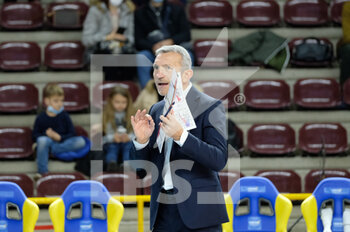 2021-12-04 - Emanuele Zanini - Head Coach - Consar Ravenna Volley - VERONA VOLLEY VS CONSAR RAVENNA - SUPERLEAGUE SERIE A - VOLLEYBALL