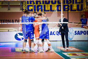 2021-12-05 - (Top Volley Cisterna) - TOP VOLLEY CISTERNA VS LEO SHOES MODENA - SUPERLEAGUE SERIE A - VOLLEYBALL