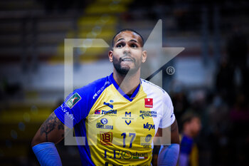 2021-12-05 - Leal Yoandy(Leo Shoes Modena) - TOP VOLLEY CISTERNA VS LEO SHOES MODENA - SUPERLEAGUE SERIE A - VOLLEYBALL