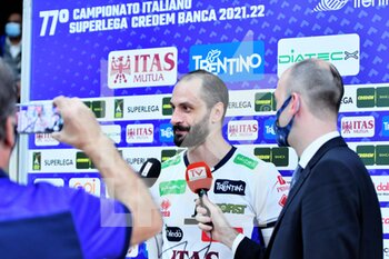 2021-10-31 - Matey Kaziyski MVP of the match (Itas Trentino) - ITAS TRENTINO VS CUCINE LUBE CIVITANOVA - SUPERLEAGUE SERIE A - VOLLEYBALL