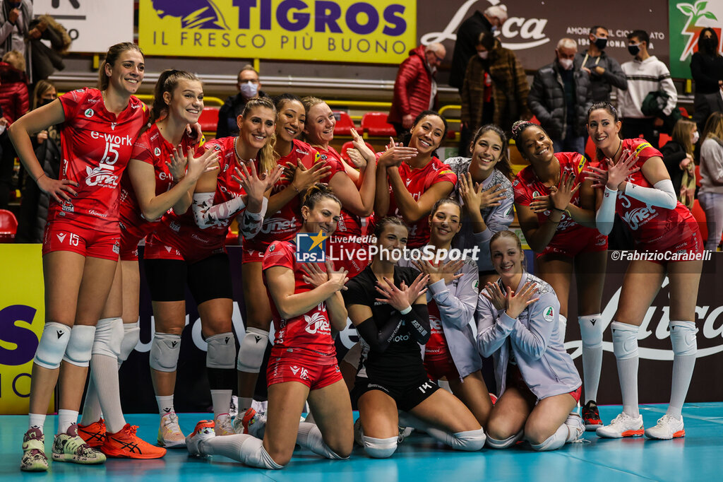 Unet E-Work Busto Arsizio vs Allianz MTV Stuttgart - CEV CUP WOMEN - VOLLEY