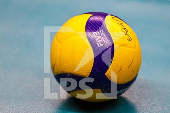 2021-12-08 - Official Matchball Mikasa during the CEV Cup 2021/22 volleyball match between UYBA Unet E-Work Busto Arsizio and Allianz MTV Stuttgart at E-Work Arena, Busto Arsizio, Italy on December 08, 2021 - UNET E-WORK BUSTO ARSIZIO VS ALLIANZ MTV STUTTGART - CEV CUP WOMEN - VOLLEYBALL