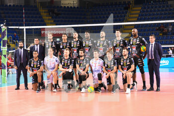 2021-12-01 - Group photo of the players of Cucine Lube Civitanova (ITA) - CUCINE LUBE CIVITANOVA VS LOKOMOTIV NOVOSIBIRSK - CHAMPIONS LEAGUE MEN - VOLLEYBALL