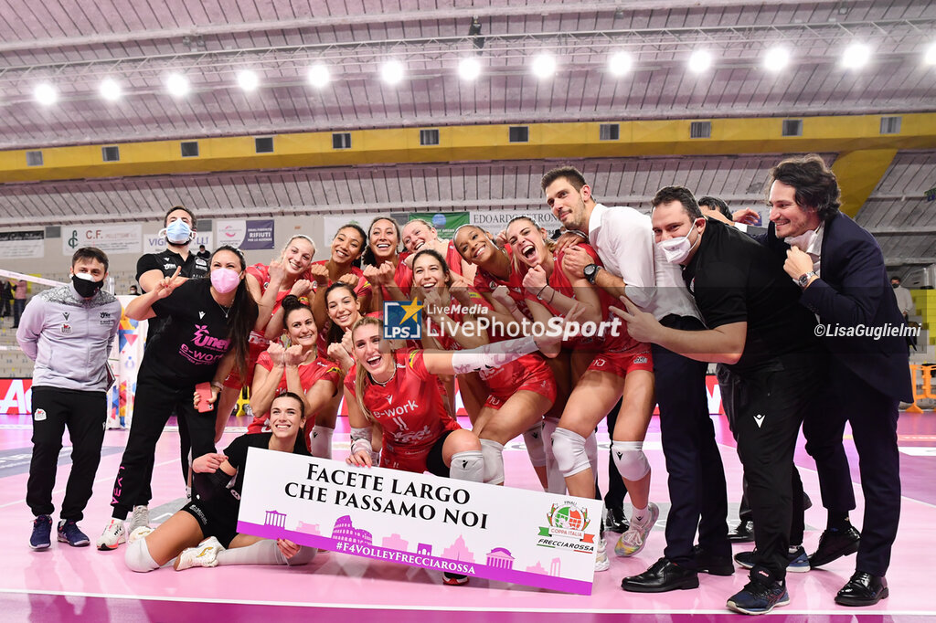 Savino Del Bene Scandicci vs Unet E-Work Busto Arsizio - WOMEN ITALIAN CUP - VOLLEYBALL