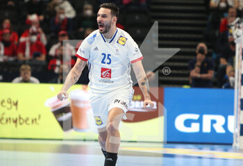 28/01/2022 - Hugo Descat of France during the EHF Euro 2022, Semi Final Handball match between France and Sweden on January 28, 2022 at Budapest Multifunctional Arena in Budapest, Hungary - EHF EURO 2022, SEMI FINAL - FRANCE VS SWEDEN - PALLAMANO - ALTRO