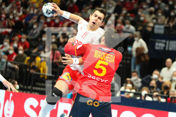 2022-01-28 - Rasmus Lauge of Denmark and Jorge Maqueda of Spain during the EHF Euro 2022, Semi Final Handball match between Spain and Denmark on January 28, 2022 at Budapest Multifunctional Arena in Budapest, Hungary - EHF EURO 2022, SEMI FINAL - SPAIN AND DENMARK - HANDBALL - OTHER SPORTS