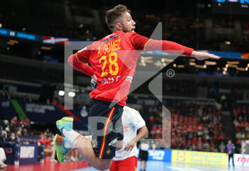2022-01-28 - Aleix Gomez of Spain during the EHF Euro 2022, Semi Final Handball match between Spain and Denmark on January 28, 2022 at Budapest Multifunctional Arena in Budapest, Hungary - EHF EURO 2022, SEMI FINAL - SPAIN AND DENMARK - HANDBALL - OTHER SPORTS