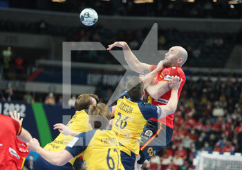 2022-01-30 - Joan Canellas of Spain and Linus Persson of Sweden during the EHF Men's Euro 2022, Final handball match between Sweden and Spain on January 30, 2022 at Budapest Multifunctional Arena in Budapest, Hungary - EHF MEN'S EURO 2022, FINAL - SWEDEN VS SPAIN - HANDBALL - OTHER SPORTS