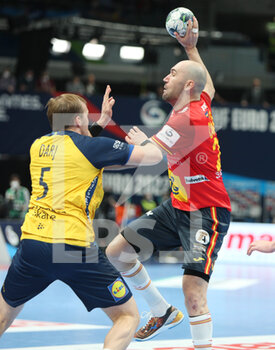 2022-01-30 - Joan Canellas of Spain and Max Darj of Sweden during the EHF Men's Euro 2022, Final handball match between Sweden and Spain on January 30, 2022 at Budapest Multifunctional Arena in Budapest, Hungary - EHF MEN'S EURO 2022, FINAL - SWEDEN VS SPAIN - HANDBALL - OTHER SPORTS