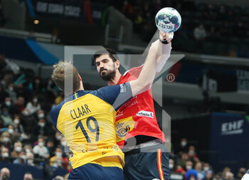 30/01/2022 - Eduardo Gurbindo of Spain and Felix Claar of Sweden during the EHF Men's Euro, Final handball match between Sweden and Spain on January 30, 2022 at Budapest Multifunctional Arena in Budapest, Hungary - EHF MEN'S EURO 2022, FINAL - SWEDEN VS SPAIN - PALLAMANO - ALTRO