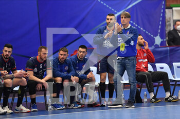 2022-02-06 - Luigi Passino Coach of Raimond Sassari
Raimond Handball Sassari - Conversano
Finale Maschile
FIGH Finals Coppa Italia 2022 - FINALI COPPA ITALIA 2022 - HANDBALL - OTHER SPORTS