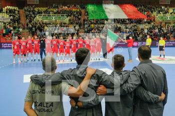16/03/2022 - Italy team and Italy coach  during the National anthem - 2023 WORLD CUP QUALIFIERS - ITALY VS SLOVENIA - PALLAMANO - ALTRO
