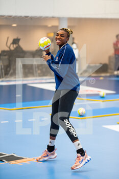 2022-09-27 - Kalidiatou Niakite of France during the training of the French women's handball team on September 27, 2022 at La Maison du Handball in Creteil, France - HANDBALL - PREPARATION OF THE FRENCH WOMEN'S TEAM - HANDBALL - OTHER SPORTS