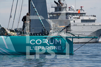 2022-05-09 - Nicolas Troussel, CORUM L'EPARGNE during the start of the Guyader Bermudes 1000 Race, IMOCA Globe Series sailing race on May 8, 2022 in Brest, France - GUYADER BERMUDES 1000 RACE, IMOCA GLOBE SERIES SAILING RACE - SAILING - OTHER SPORTS