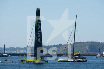 2022-05-09 - Charlie Dalin, APIVIA and Alan Roura, HUBLOT during the start of the Guyader Bermudes 1000 Race, IMOCA Globe Series sailing race on May 8, 2022 in Brest, France - GUYADER BERMUDES 1000 RACE, IMOCA GLOBE SERIES SAILING RACE - SAILING - OTHER SPORTS