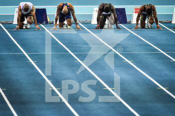 2022-02-17 - Illustration of runners before the start during the World Athletics Indoor Tour, Meeting Hauts-de France Pas de Calais on February 17, 2022 at Arena Stade Couvert in Lievin, France - WORLD ATHLETICS INDOOR TOUR - INTERNATIONALS - ATHLETICS