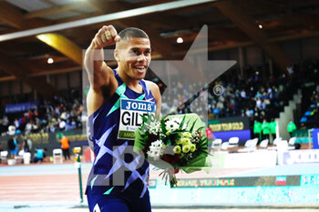 2022-03-02 - Elliot Giles of Great Britain celebrates the victory during the Men 800 m of the World Athletics Indoor Tour Madrid 2022 on March 2, 2022 at the Polideportivo Gallur in Madrid, Spain -Photo Oscar J Barroso / Spain DPPI / DPPI - WORLD ATHLETICS INDOOR TOUR MADRID 2022 - INTERNATIONALS - ATHLETICS