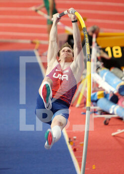 2022-03-20 - Christopher NILSEN of USA, Final Pole Vault Men during the World Athletics Indoor Championships 2022 on March 20, 2022 at Stark Arena in Belgrade, Serbia - WORLD ATHLETICS INDOOR CHAMPIONSHIPS 2022 - INTERNATIONALS - ATHLETICS