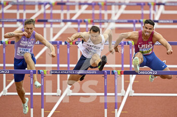 2022-07-16 - David King of Great Britain, Milan Trajkovic of Cyprus, Devon Allen of USA competing on Men's heats 110 metres Hurdles during the World Athletics Championships on July 16, 2022 in Eugene, United States - ATHLETICS - WORLD CHAMPIONSHIPS 2022 - INTERNATIONALS - ATHLETICS