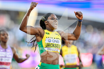 2022-07-21 - Shericka Jackson of Jamaica Gold medal on Women's 200m during the World Athletics Championships on July 21, 2022 in Eugene, United States - ATHLETICS - WORLD CHAMPIONSHIPS 2022 - INTERNATIONALS - ATHLETICS