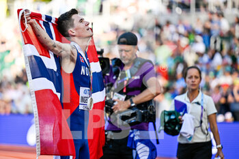 2022-07-24 - Jakob Ingebrigtsen of Norway Gold medal on Men's 5000m during the World Athletics Championships on July 24, 2022 in Eugene, United States - ATHLETICS - WORLD CHAMPIONSHIPS 2022 - INTERNATIONALS - ATHLETICS