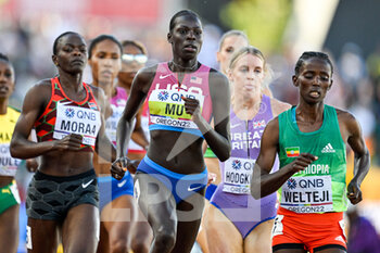 2022-07-24 - Athing Mu of USA, Diribe Welteji of Ethiopia competing on Women's 800m during the World Athletics Championships on July 24, 2022 in Eugene, United States - ATHLETICS - WORLD CHAMPIONSHIPS 2022 - INTERNATIONALS - ATHLETICS