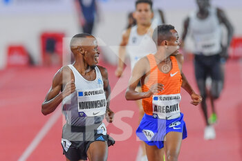 2022-08-10 - Thierry NDIKUMWENAYO (BDI), 3000M MEN, winner the Herculis 2022 and Berihu AREGAWI (ETH), silver medal - DIAMOND LEAGUE - MEETING HERCULIS - INTERNATIONALS - ATHLETICS