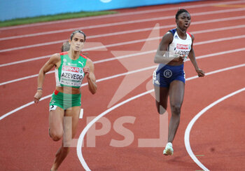 2022-08-15 - Catia Azevedo of Portugal and Sokhna Lacoste of France during the Athletics, Women's 400m at the European Championships Munich 2022 on August 15, 2022 in Munich, Germany - EUROPEAN CHAMPIONSHIPS MUNICH 2022 - INTERNATIONALS - ATHLETICS